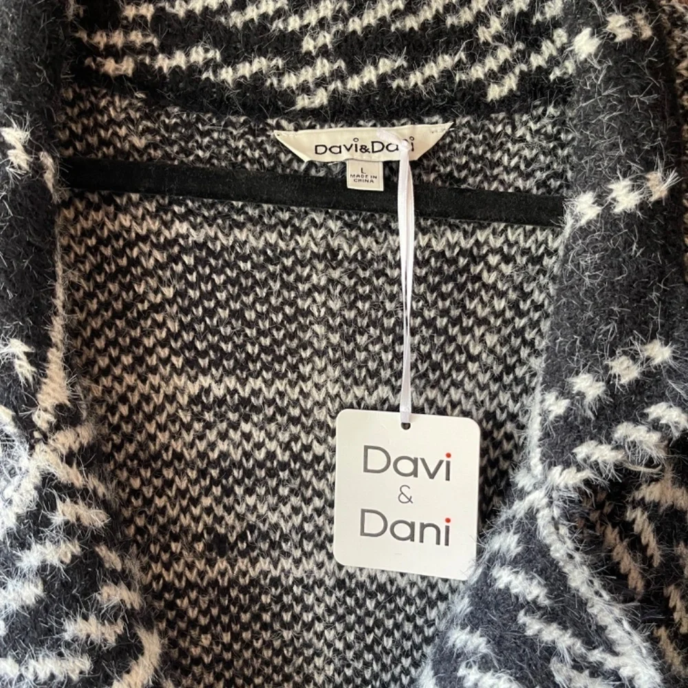 DAVI & DANI Plaid Sweater Knit Coat - Black/White - Large - NWT - Picture 6 of 7